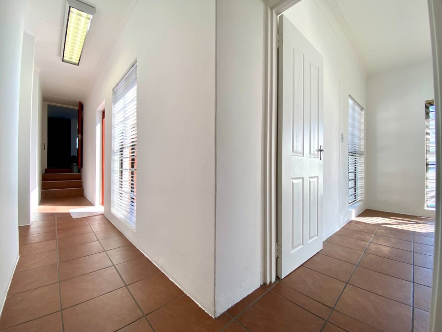 7 Bedroom Property for Sale in Myburgh Park Western Cape